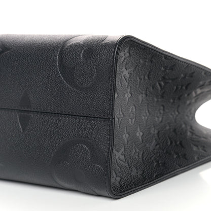 Louis Vuitton Empreinte Monogram Giant Onthego MM Black 7 of 7
