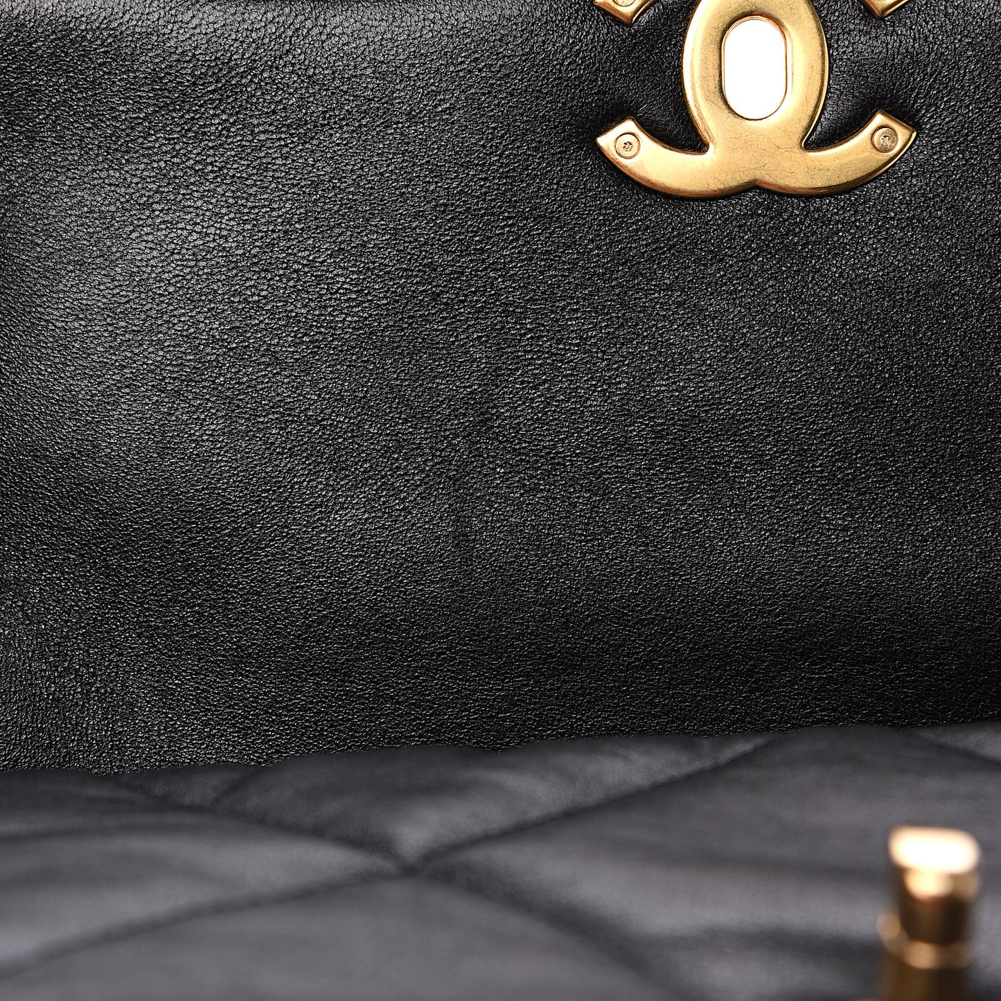 Lambskin Quilted Large 19 Flap Black