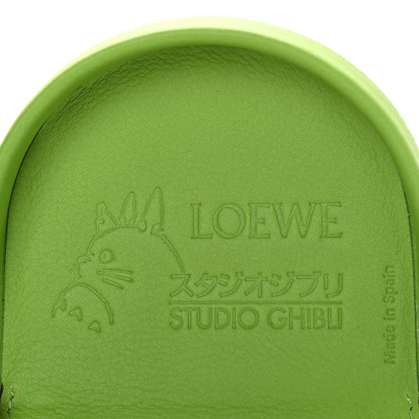 X MY NEIGHBOR TOTORO Calfskin Mini Heel Pouch Apple Green