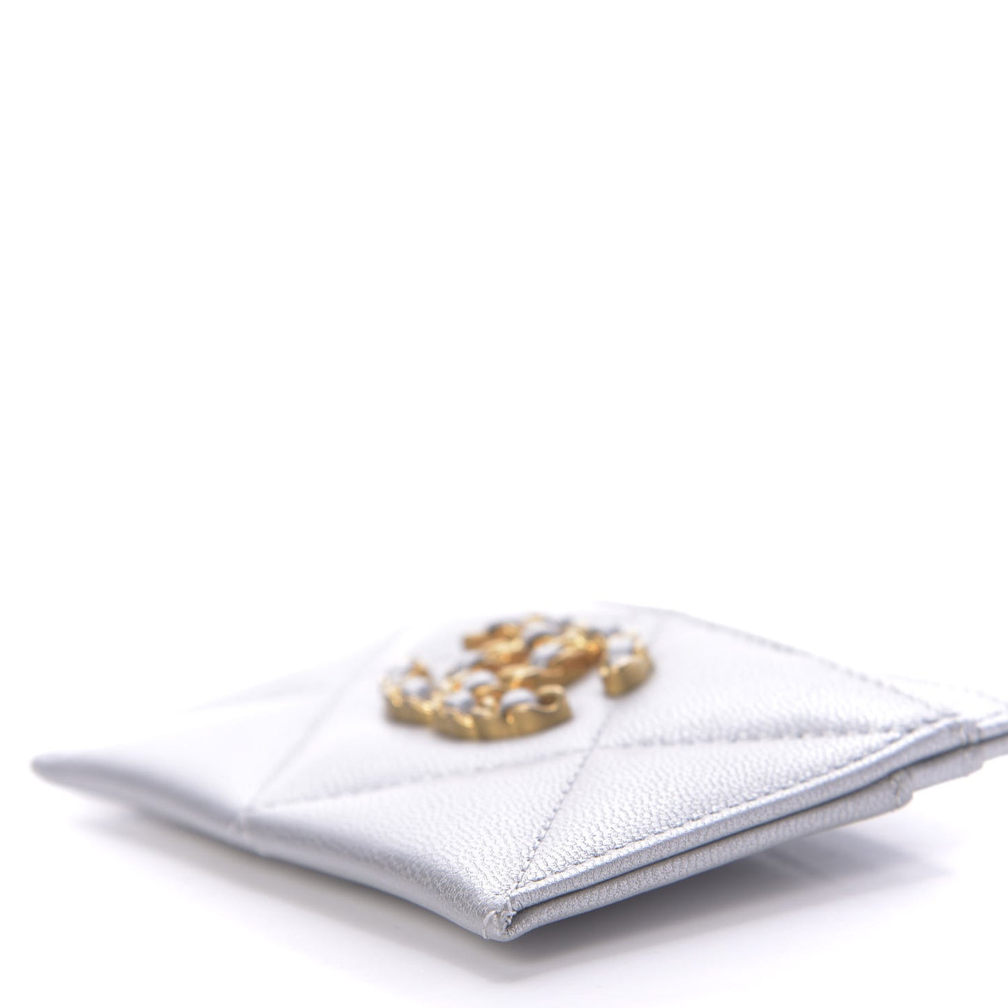 Metallic Goatskin Quilted 19 Card Holder Silver