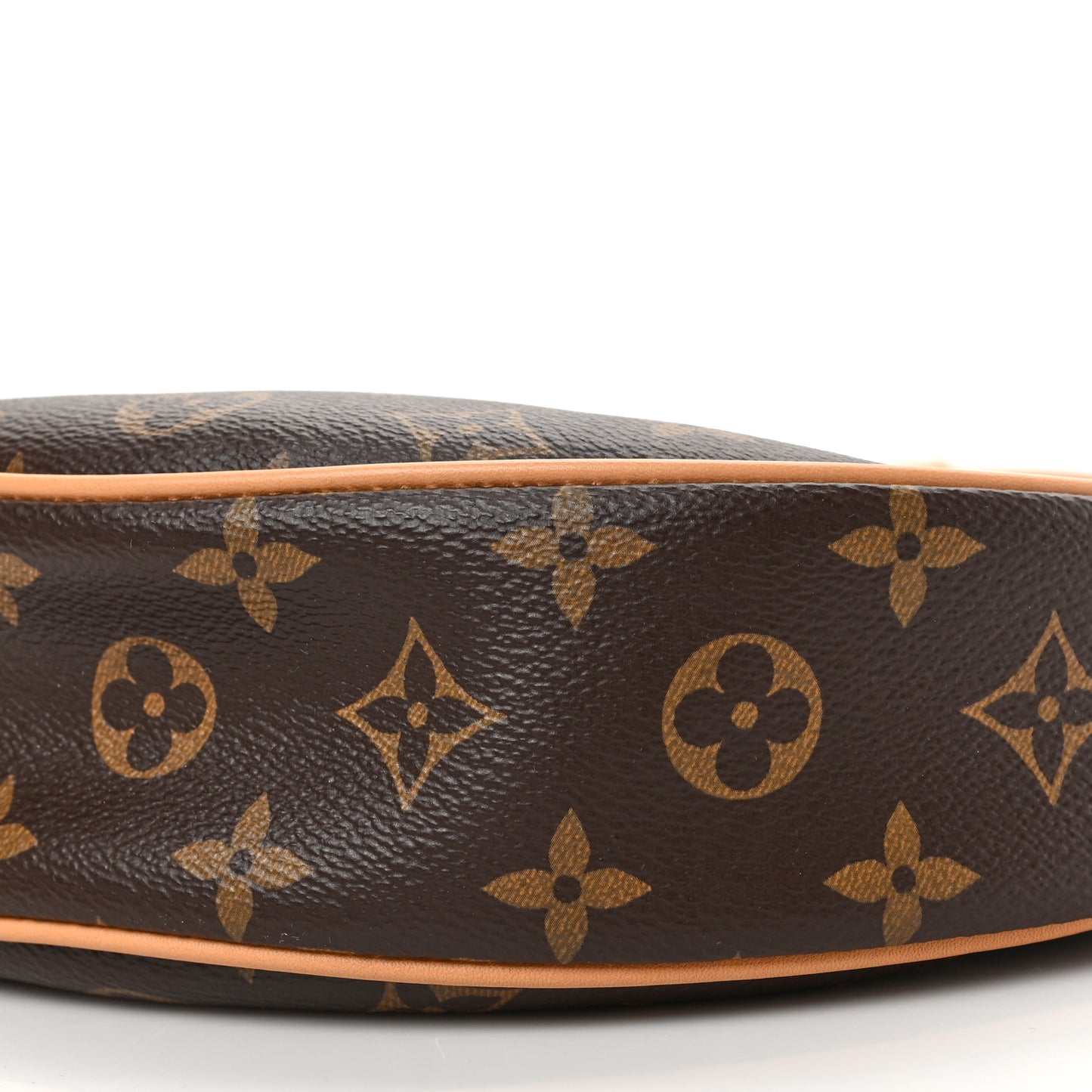 Monogram Loop
