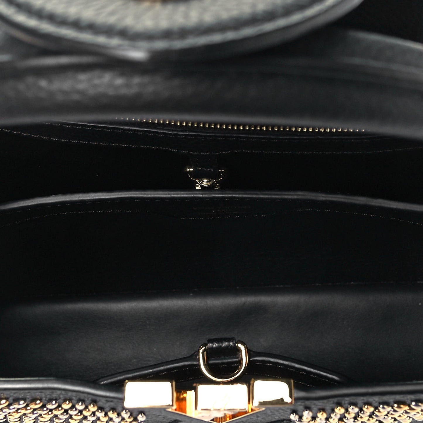Taurillon Fleur De Lys Capucines PM Black