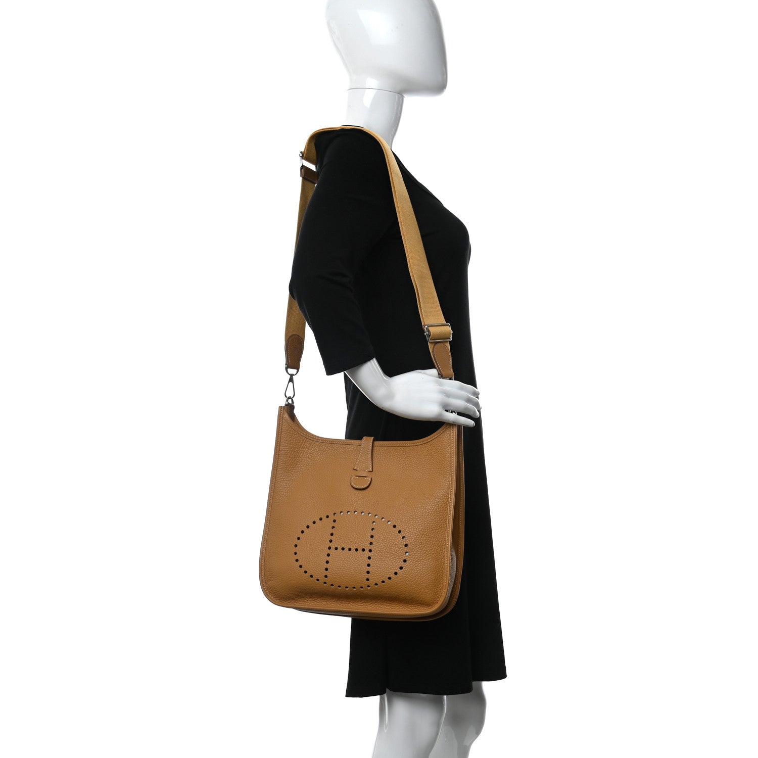 Hermes Taurillon Clemence Evelyne III PM Natural Sable 2 of 11