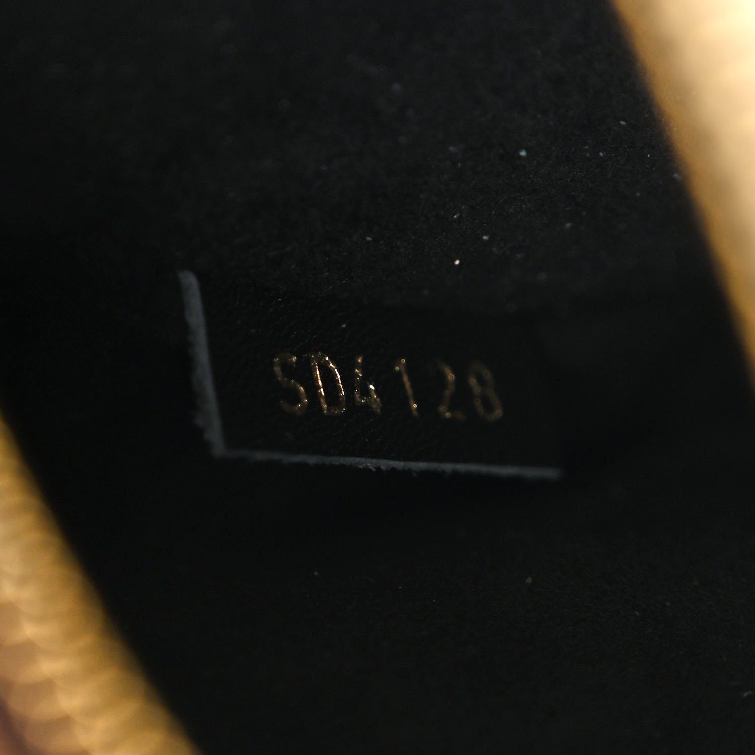 Louis Vuitton Reverse Monogram Pochette Metis 8 of 12