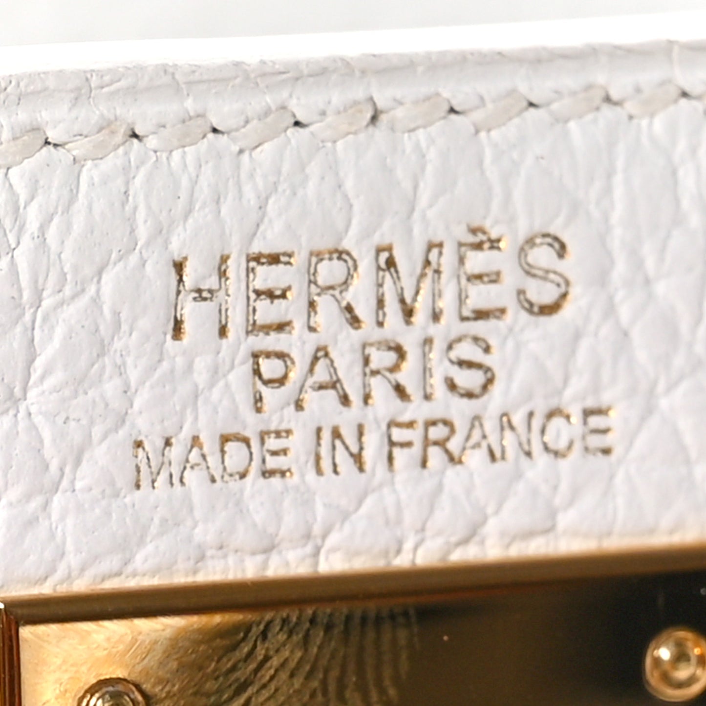 Taurillon Clemence Kelly Retourne 32 White
