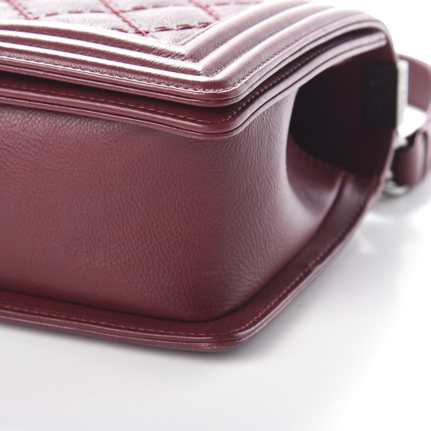 Calfskin Double Stitch Medium Boy Flap Burgundy