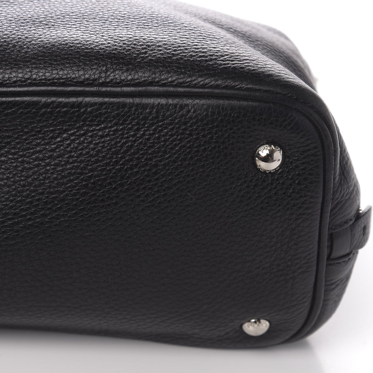 Vitello Phenix Tote Black