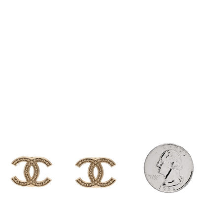 Chanel Textured CC Clip On Earrings Gold 2 of 4