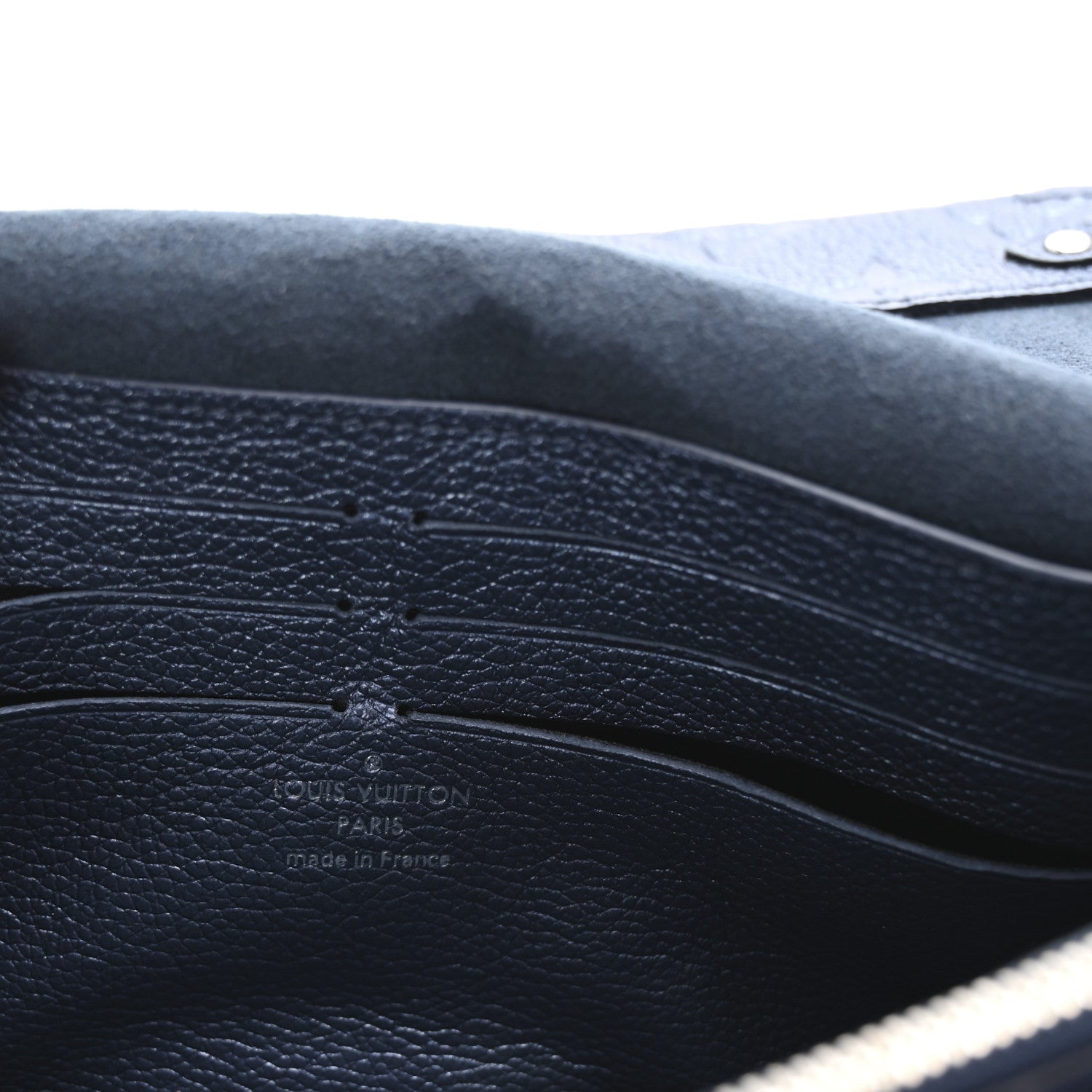 Louis Vuitton Metalli Empreinte Monogram Vavin Chain Wallet Navy Nacre 5 of 9