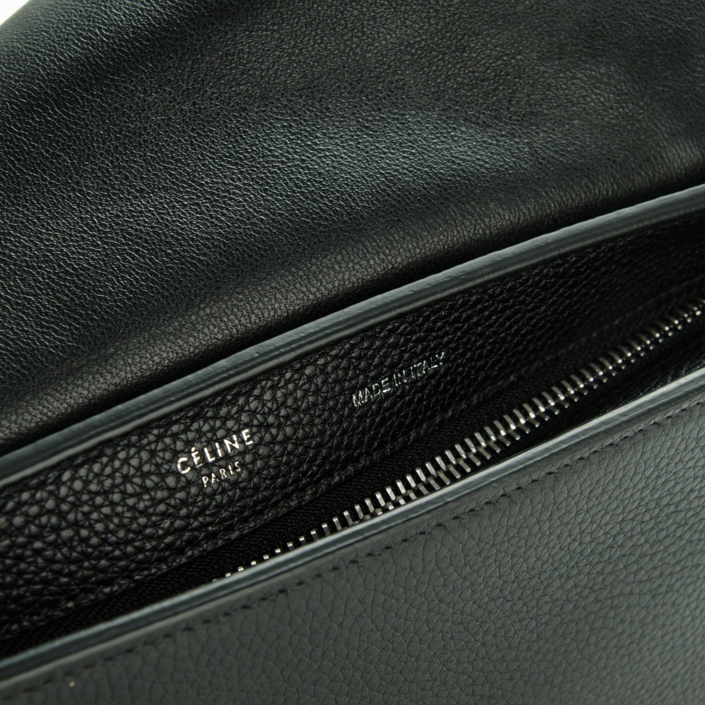 Drummed Calfskin Suede Small Trapeze Black