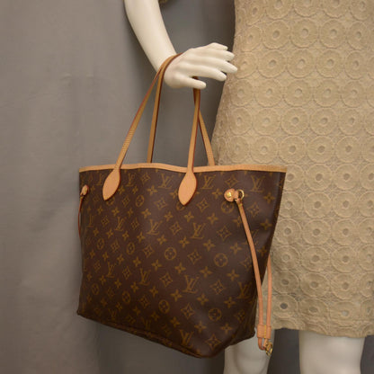 Louis Vuitton Monogram Neverfull MM 2 of 7