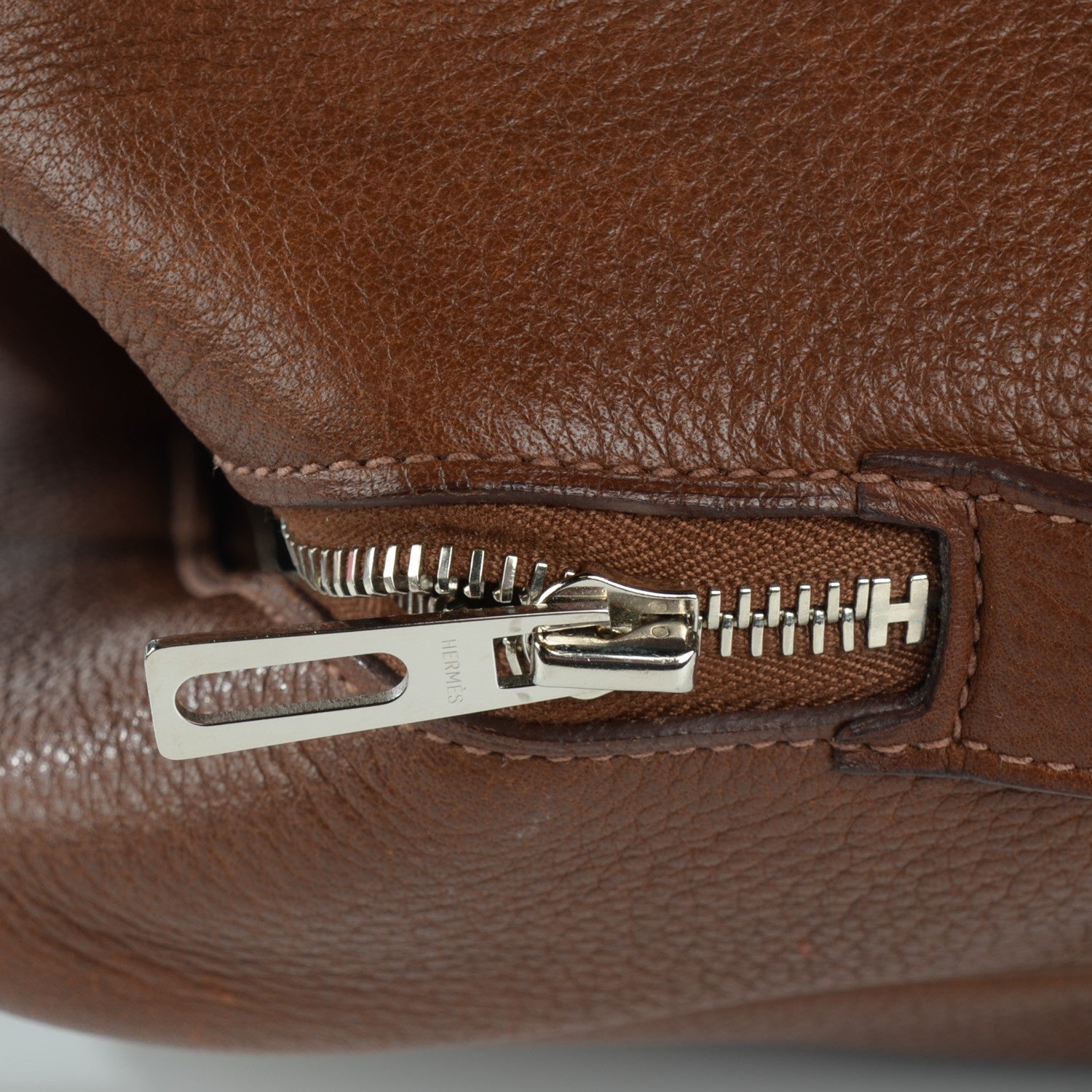Hermes Taurillon Clemence Victoria II 35 Havane 6 of 15