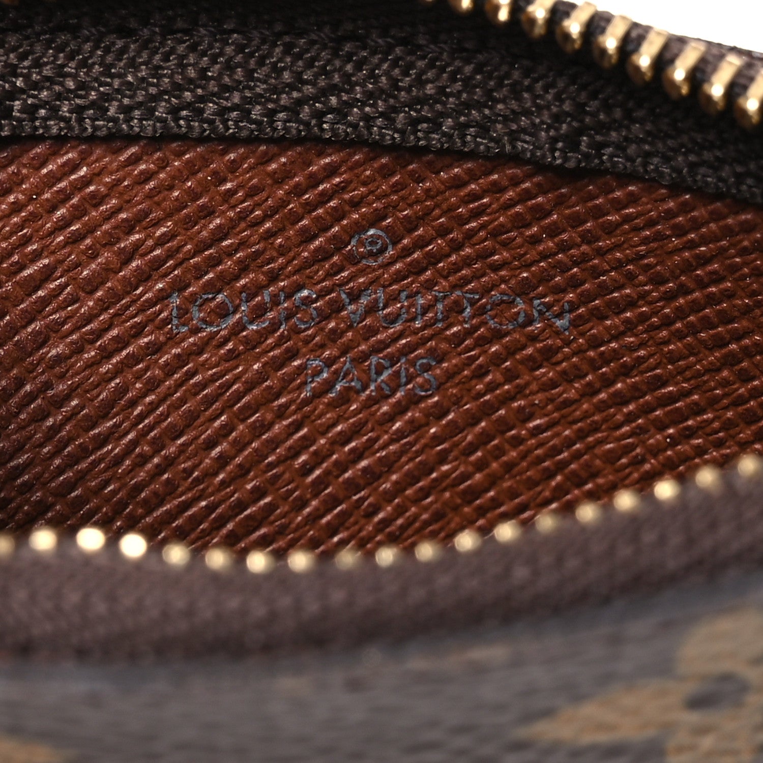 Louis Vuitton Monogram Key Pouch 7 of 7