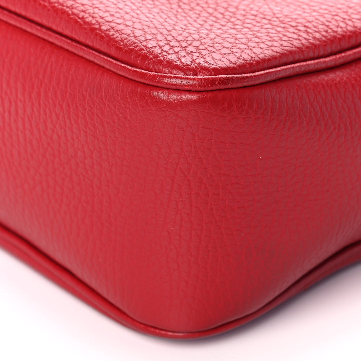 Pebbled Calfskin Small Soho Disco Bag Tabasco Red