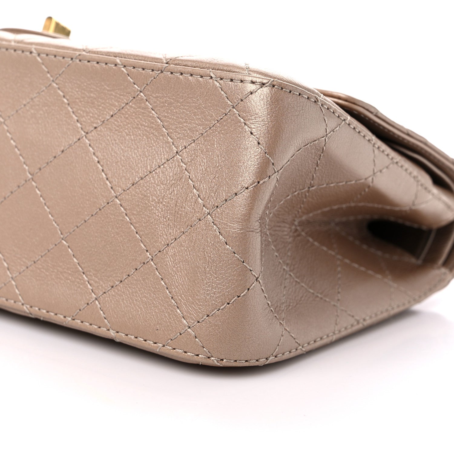 Chanel Metallic Calfskin Quilted 2.55 Reissue 226 Flap Dark Gold 9 of 10