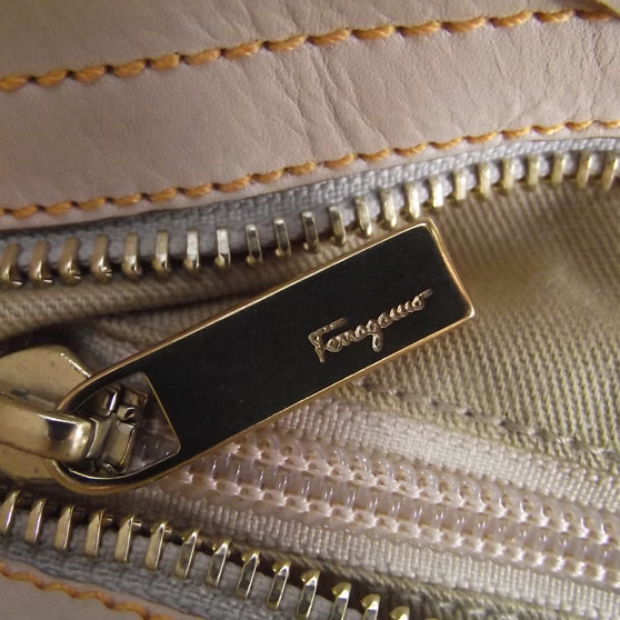 FASHIONPHILE SALVATOREFERRAGAMOCanvasSummerJungleTote 9 of 12