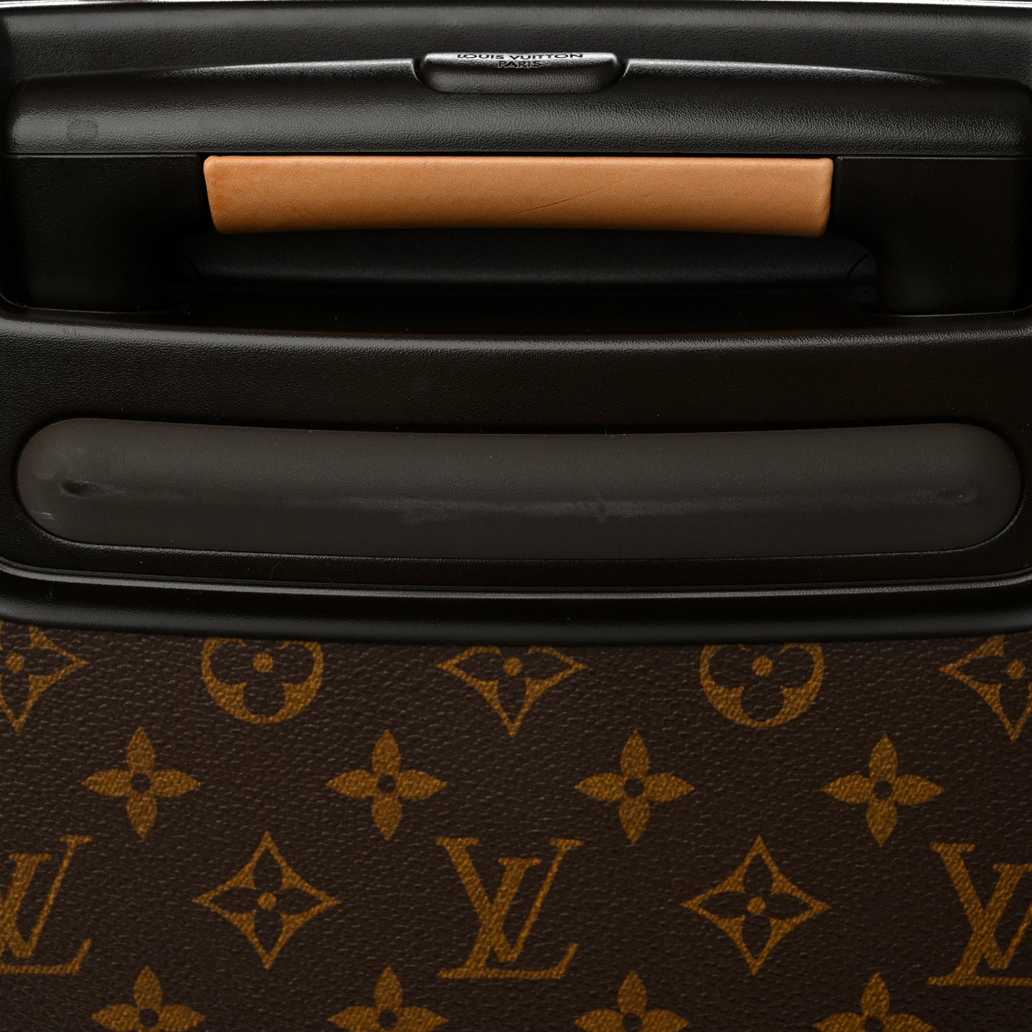 Monogram Pegase 55 Business NM