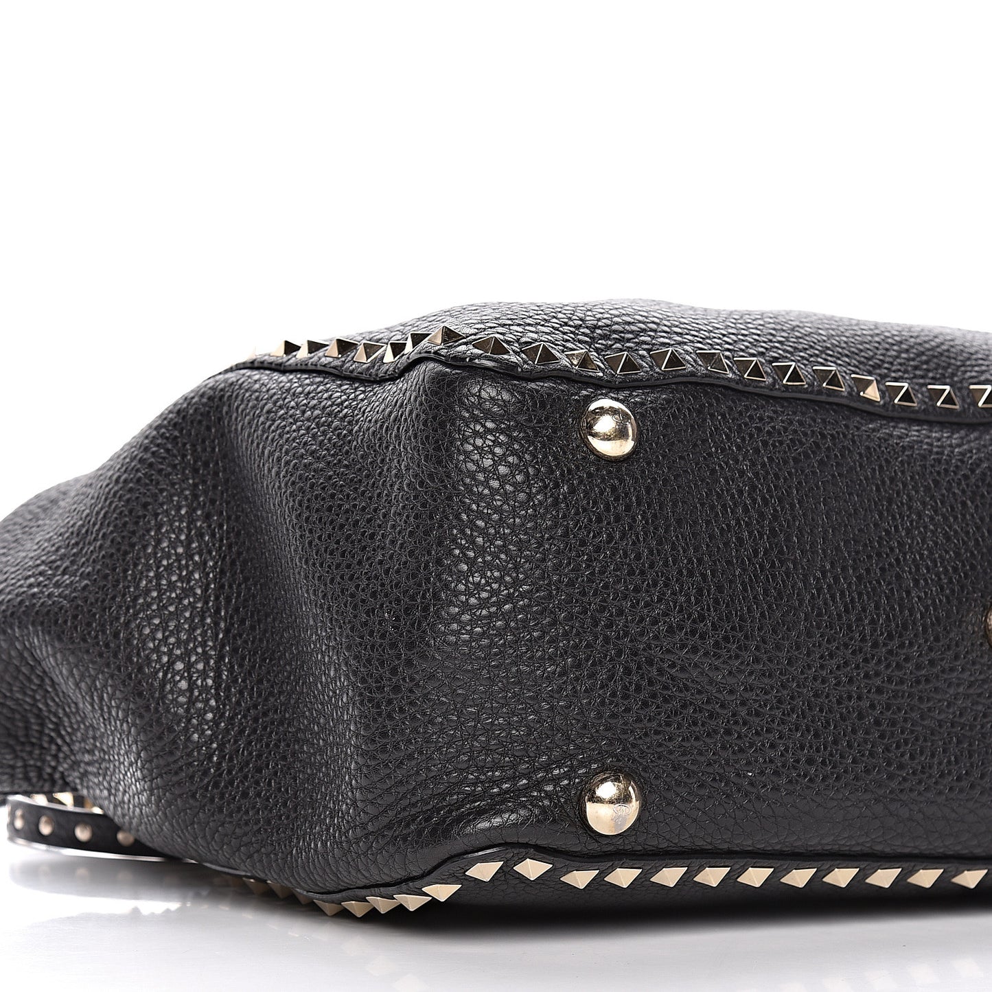 Pebbled Calfskin Medium Rockstud Tote Black