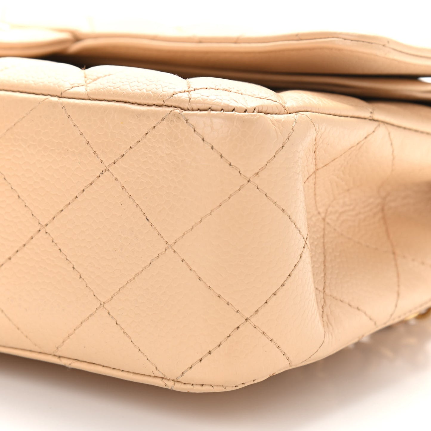 Caviar Quilted Medium Double Flap Beige Clair