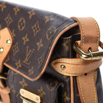 Louis Vuitton Monogram Hudson PM 24 of 27