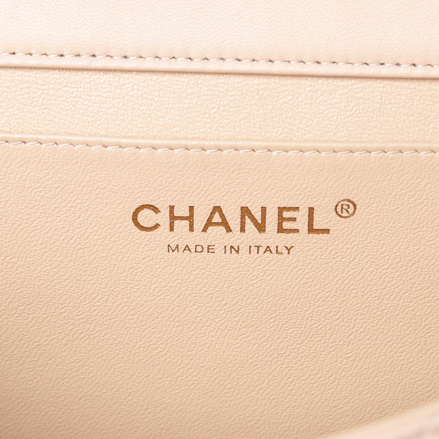 Lambskin Quilted Clutch With Chain Flap Beige Clair