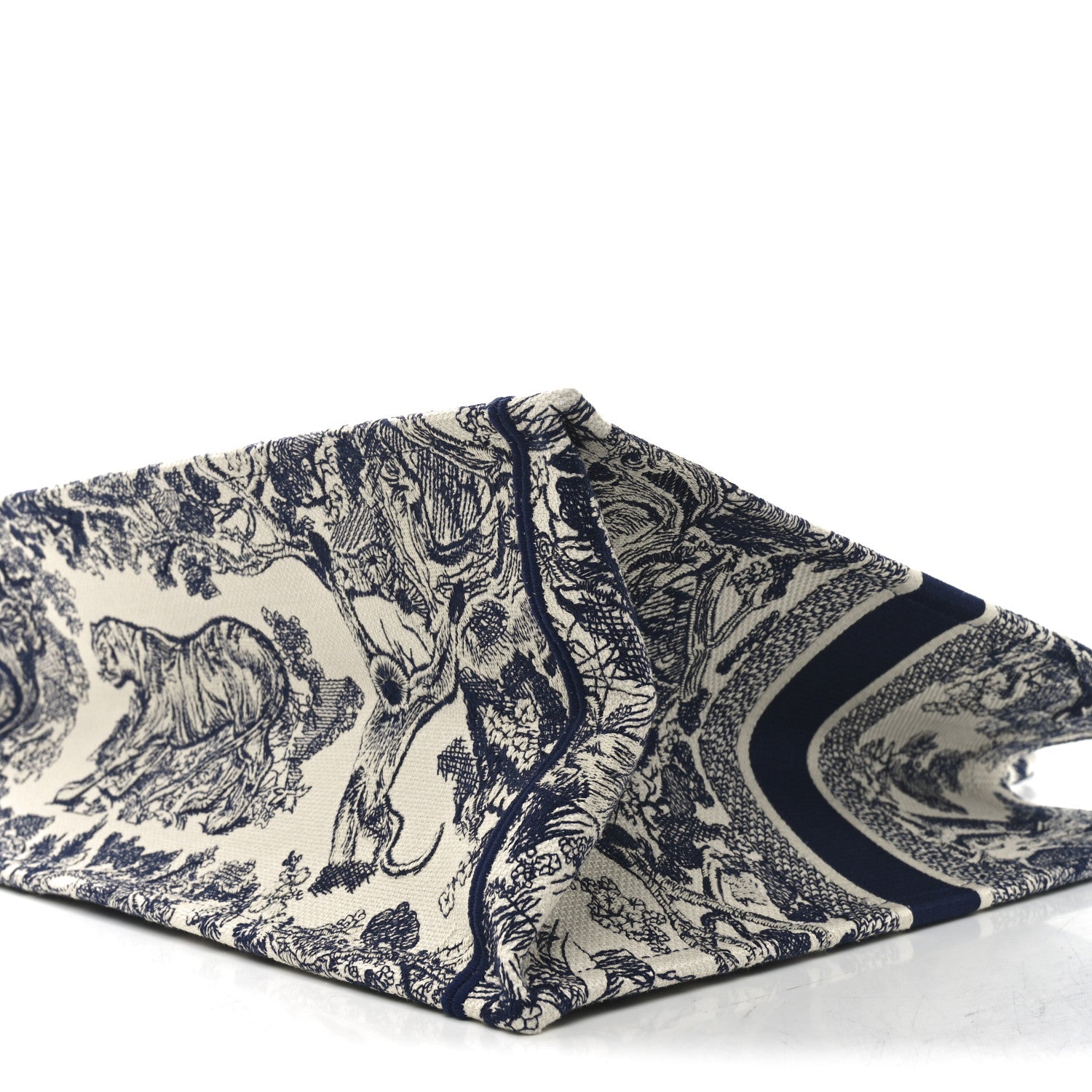 Christian Dior Canvas Embroidered Large Dioriviera Toile De Jouy Book Tote Blue 10 of 10