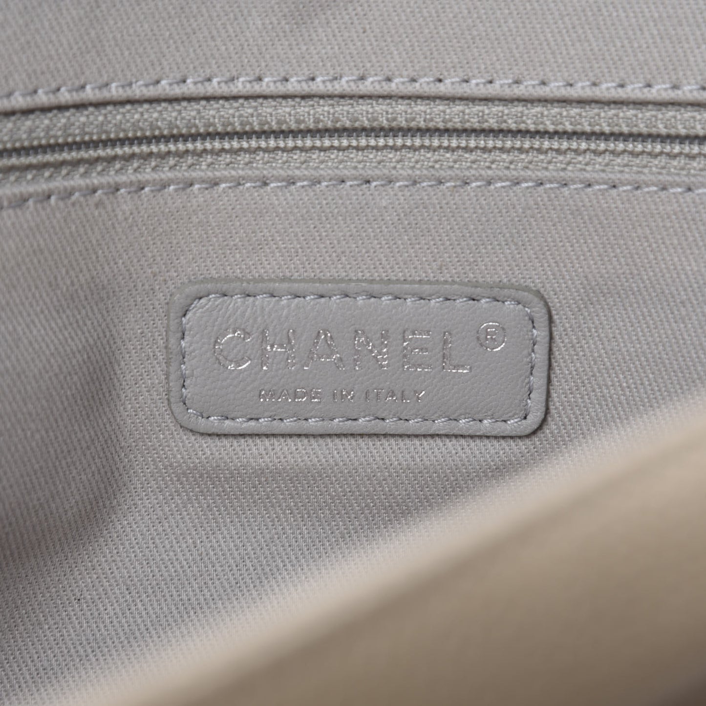 Caviar Quilted Jumbo Easy Flap Beige