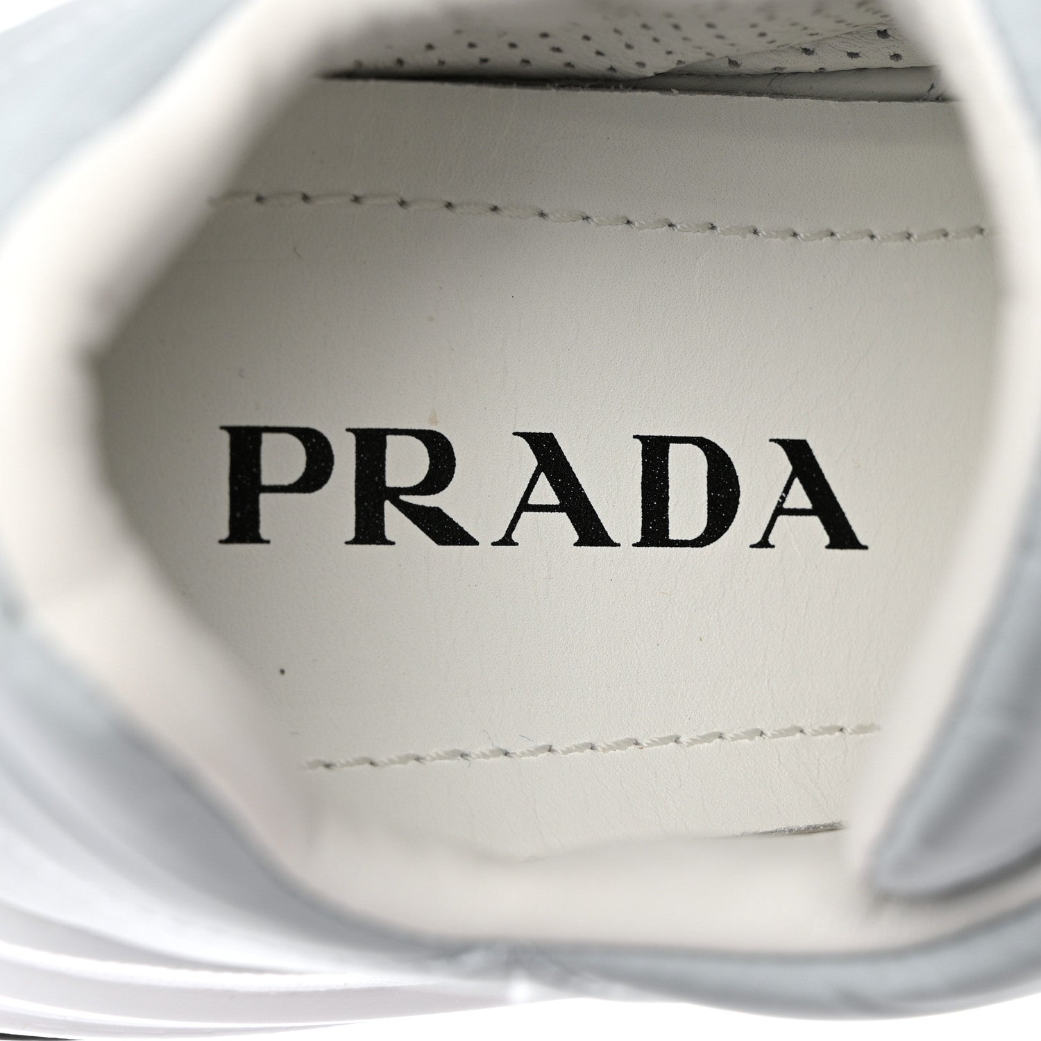Prada Re-Nylon Piuma Metal Triangle Logo Quilted 45mm Sneakers 40 Fiordaliso 7 of 9