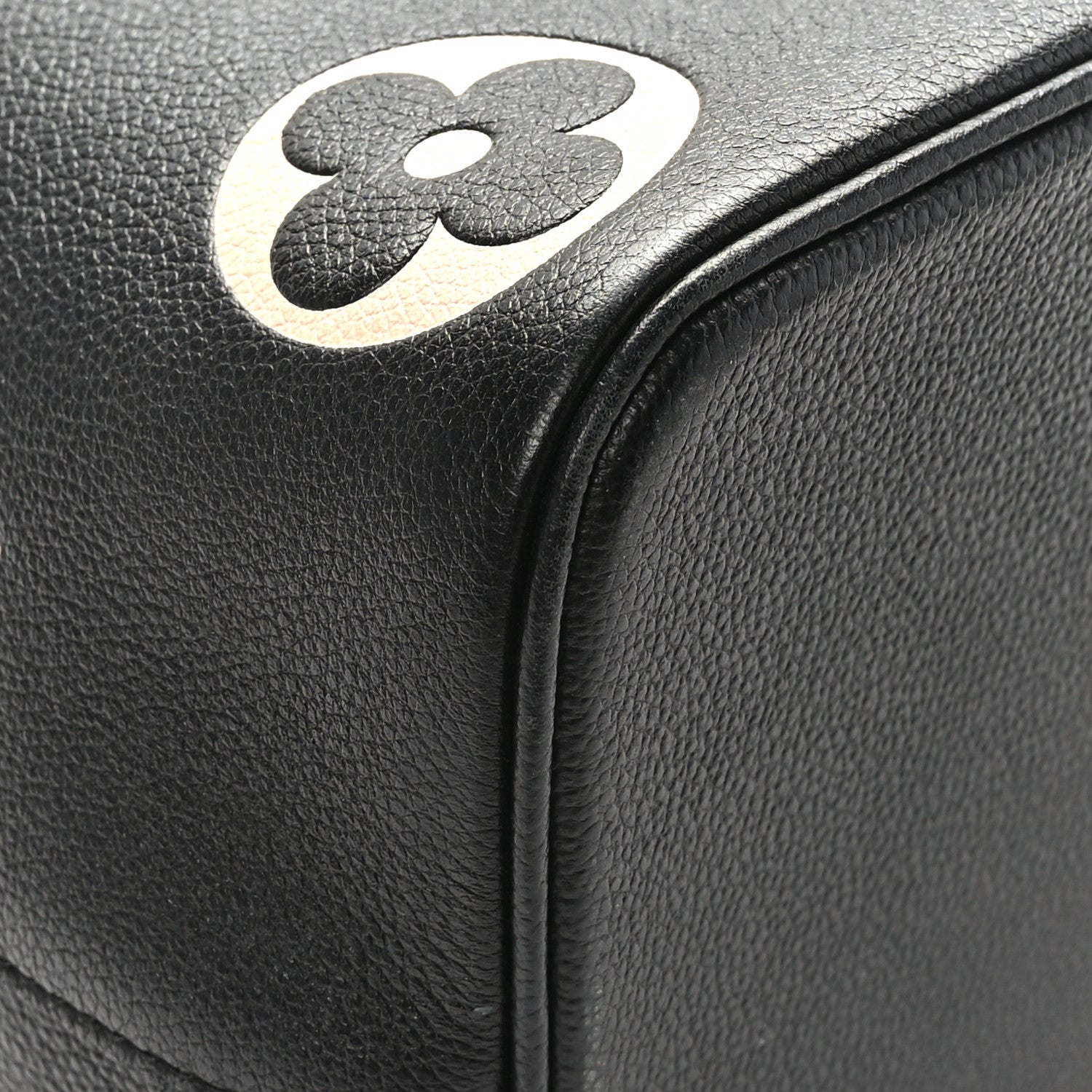 Louis Vuitton Empreinte Monogram Giant Neonoe MM Black Beige 8 of 11