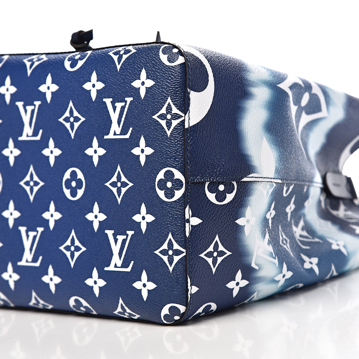 Louis Vuitton Monogram Escale Neonoe MM Blue 9 of 11