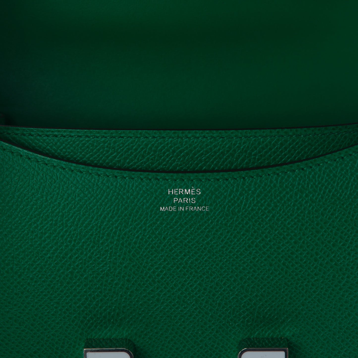 Epsom Enamel Constance 18 Vert Jade Bleu Brume