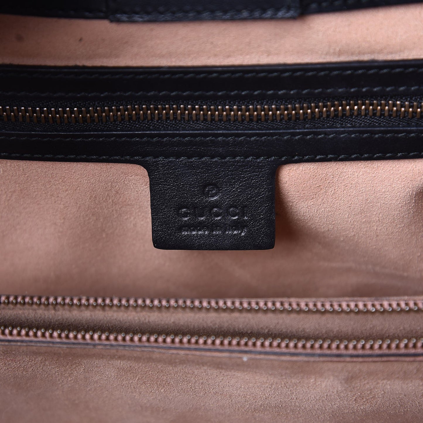 Calfskin Matelasse Medium GG Marmont Tote Black
