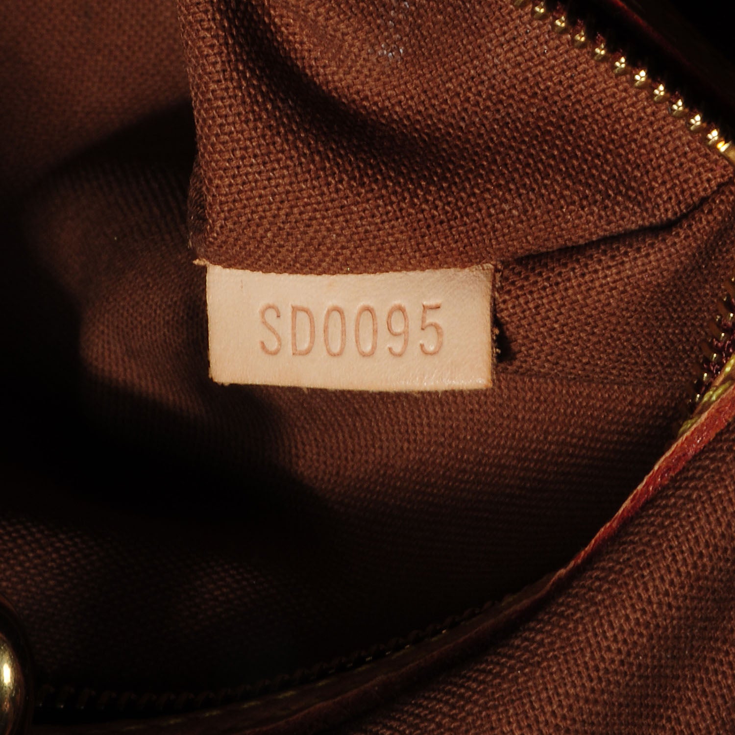 Louis Vuitton Monogram Batignolles Horizontal 7 of 7