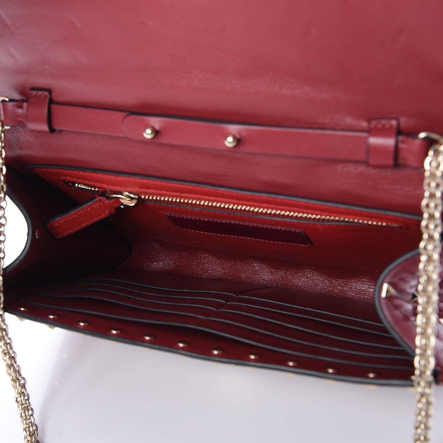 Nappa Rockstud Spike Wallet on Chain Rubino