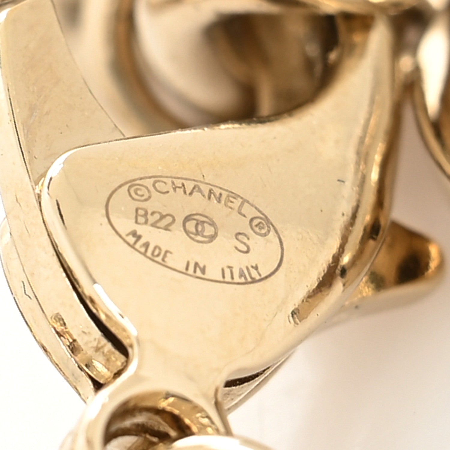 Chanel Enamel Metal CC Chain Bracelet Gold White 4 of 4
