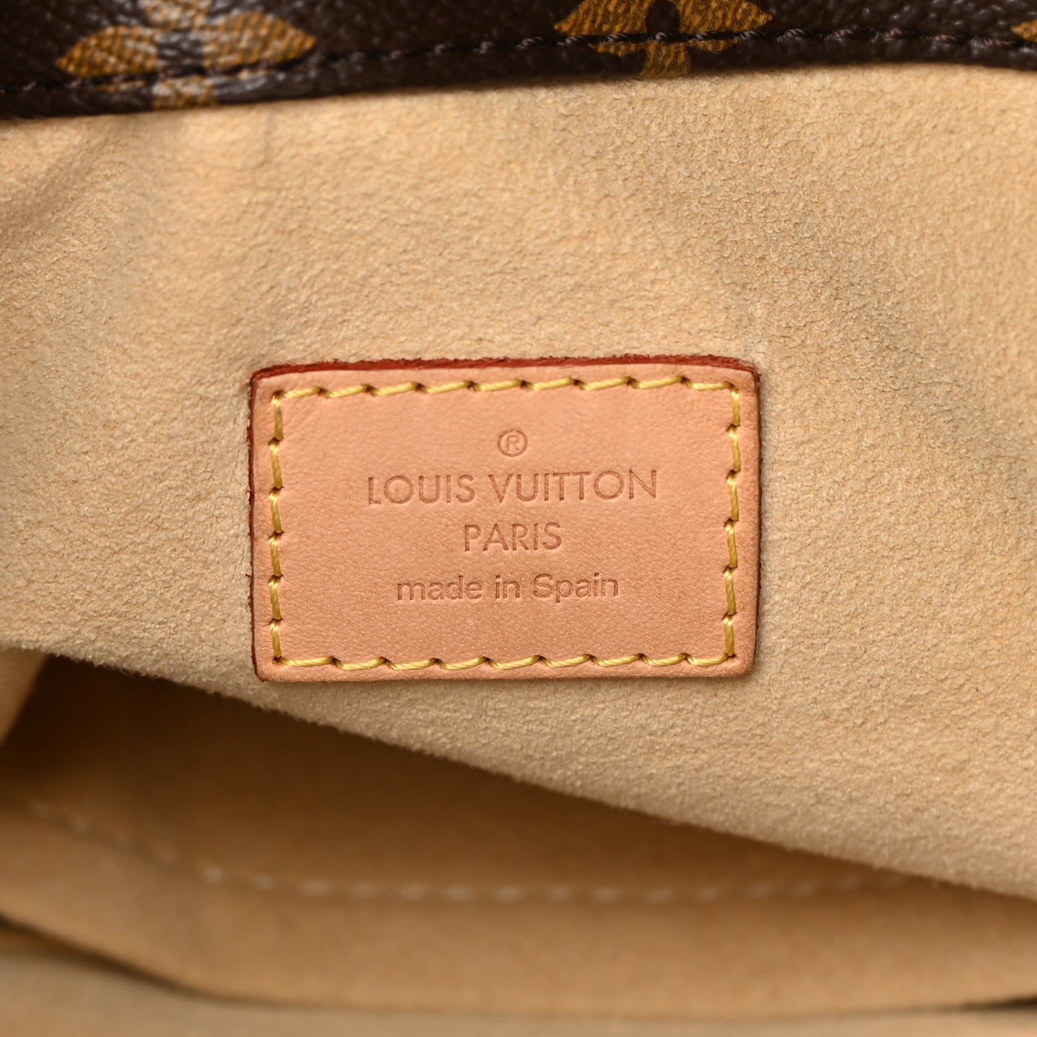 Louis Vuitton Monogram Artsy MM 6 of 17