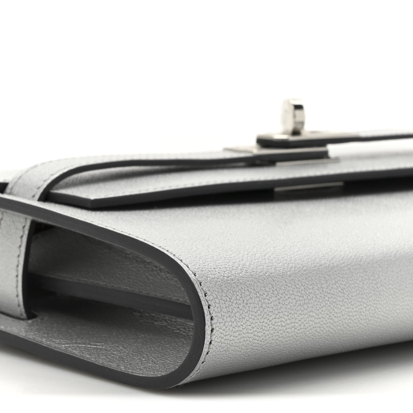 Metallic Chevre Chamkilight Kelly Wallet To Go Argent
