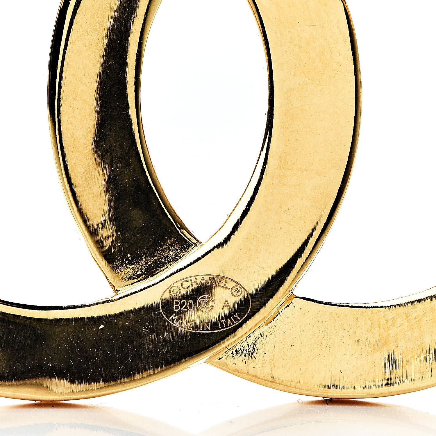 Chanel CC Brooch Gold 3 of 4