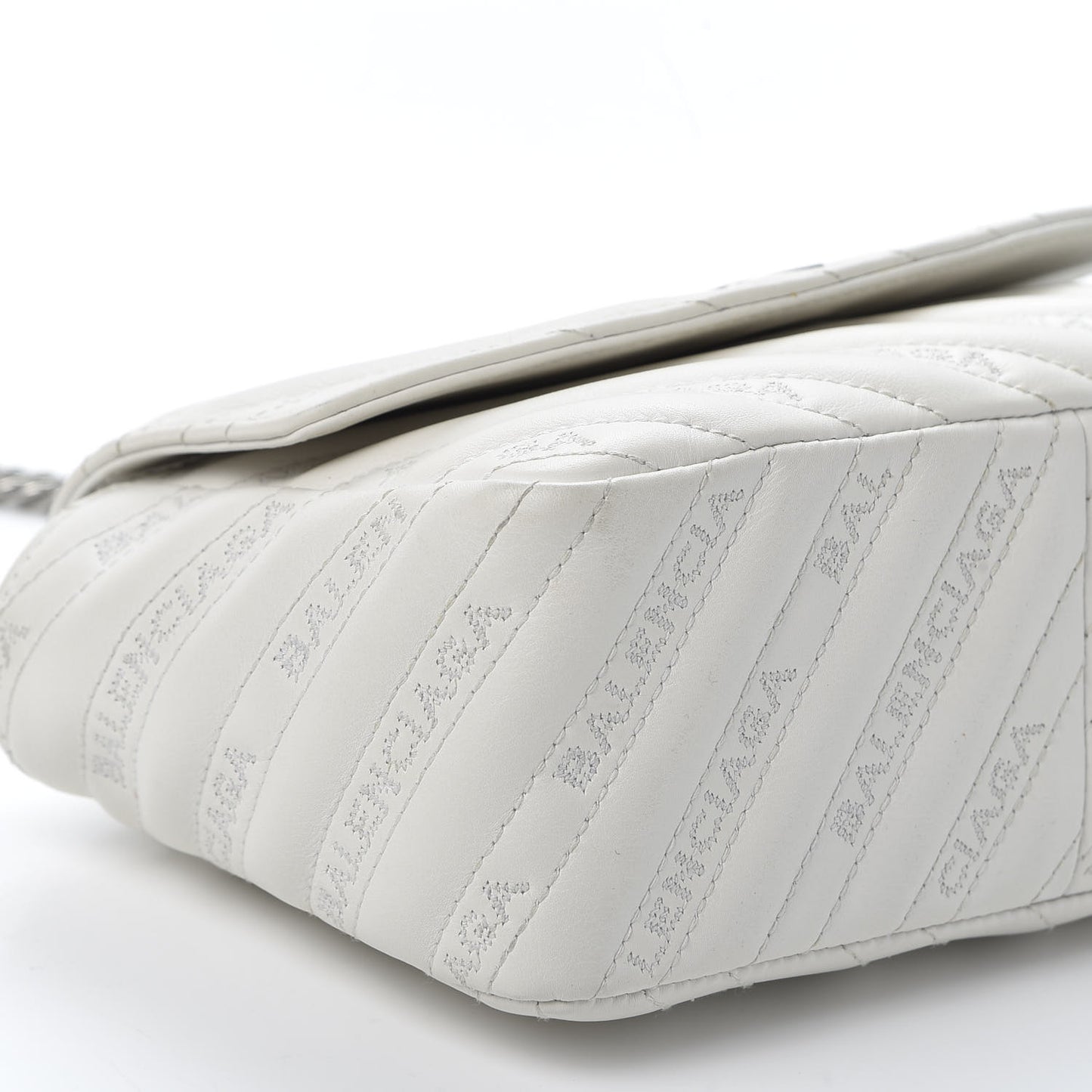 Calfskin Logo Matelasse S BB Round Shoulder Bag White