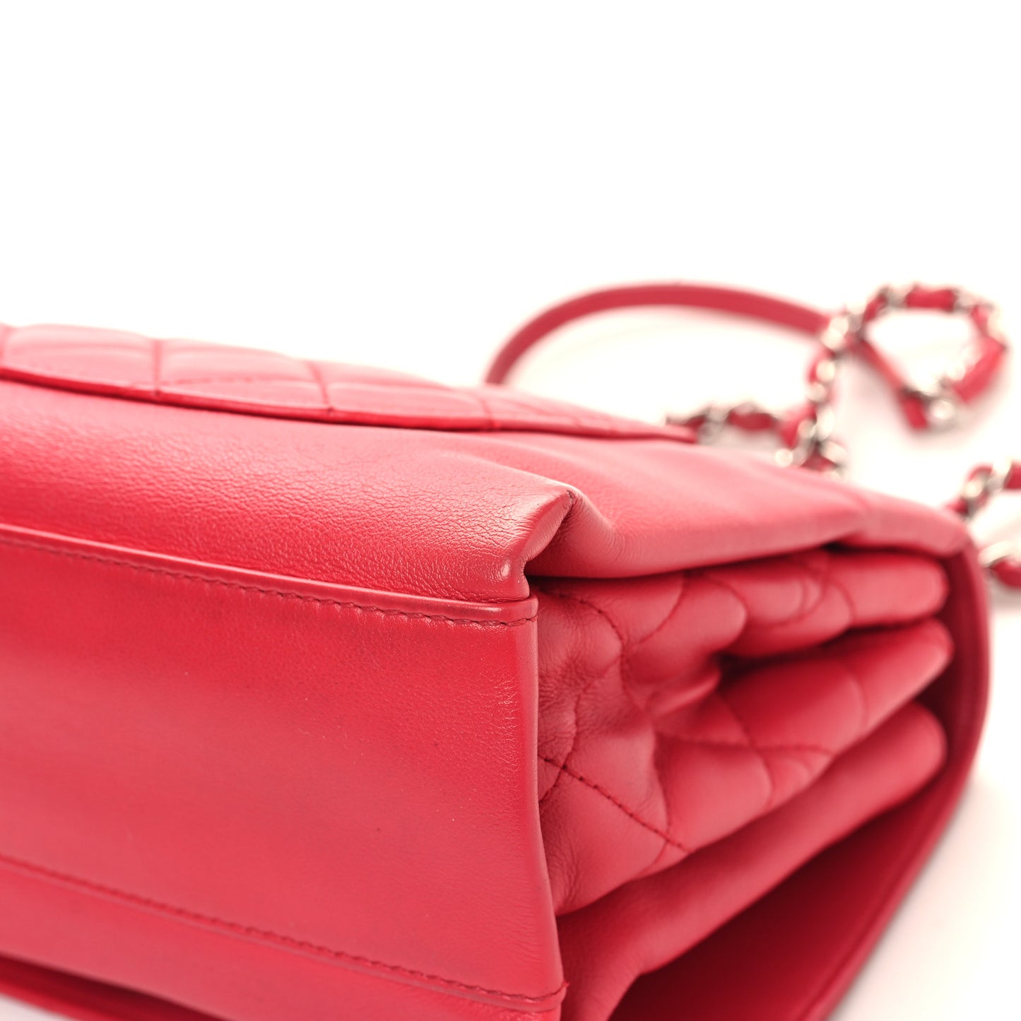 Calfskin Small Tramezzo Flap Red