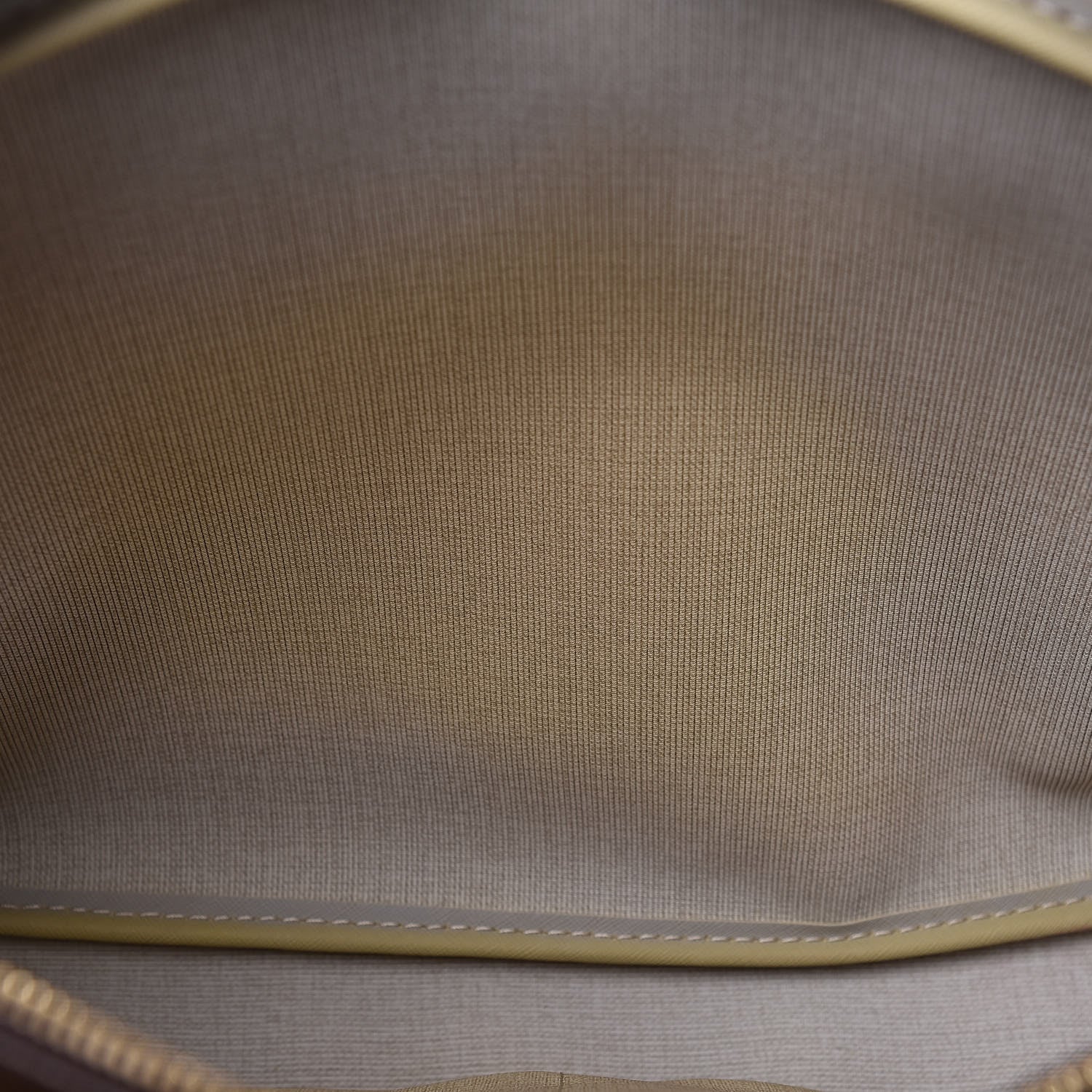 Louis Vuitton Monogram Reporter GM 7 of 11