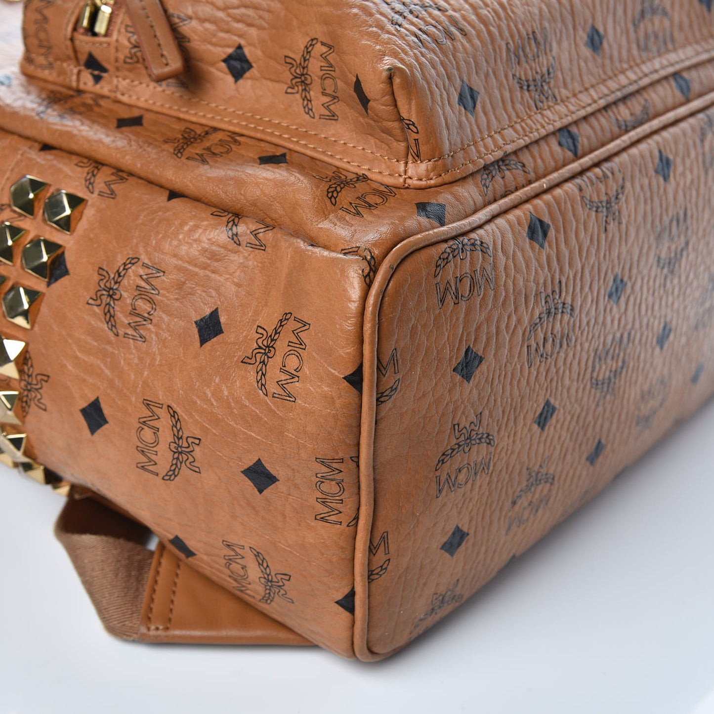 Visetos Small Side Stud Stark Backpack Cognac