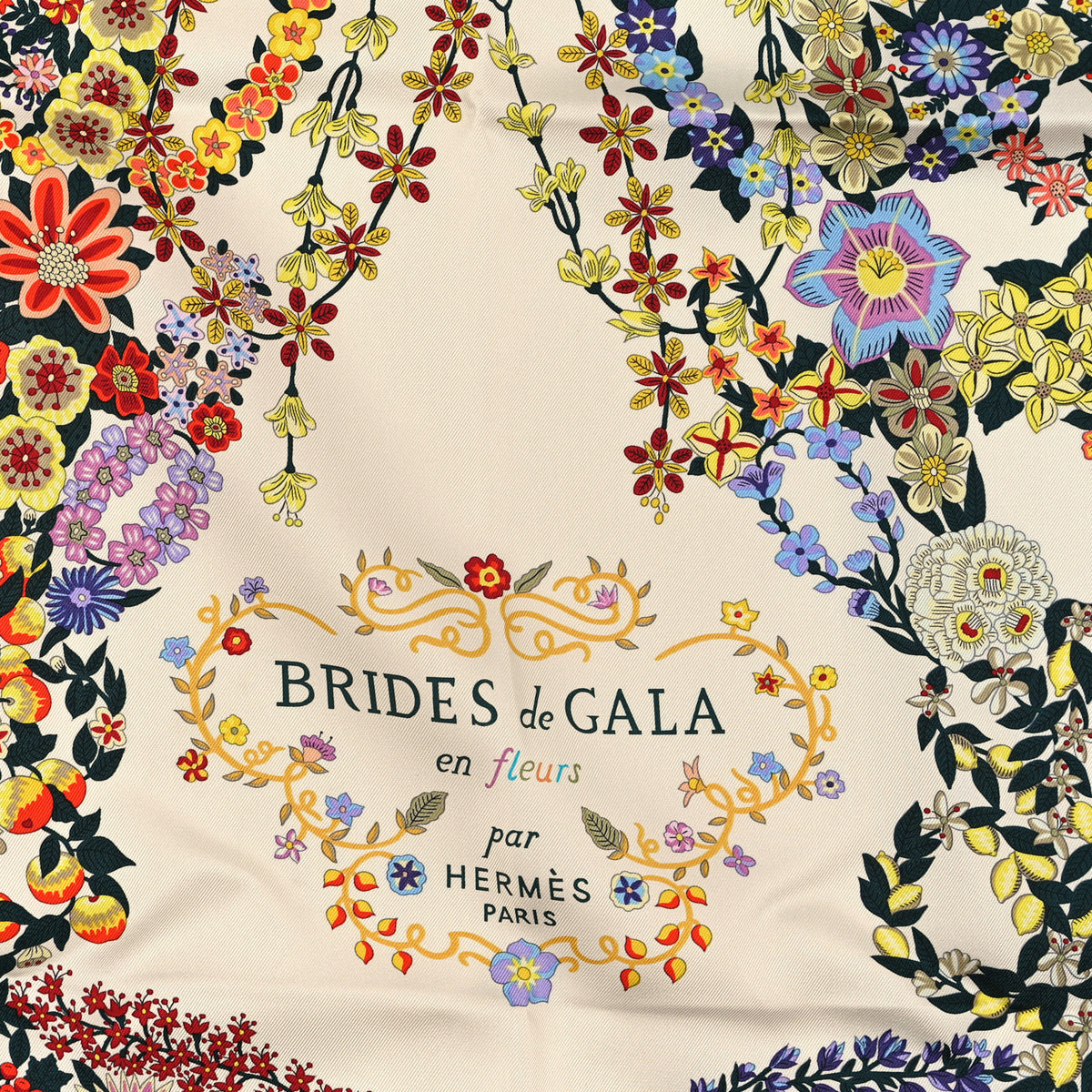 Silk Brides De Gala En Fleurs Scarf 90