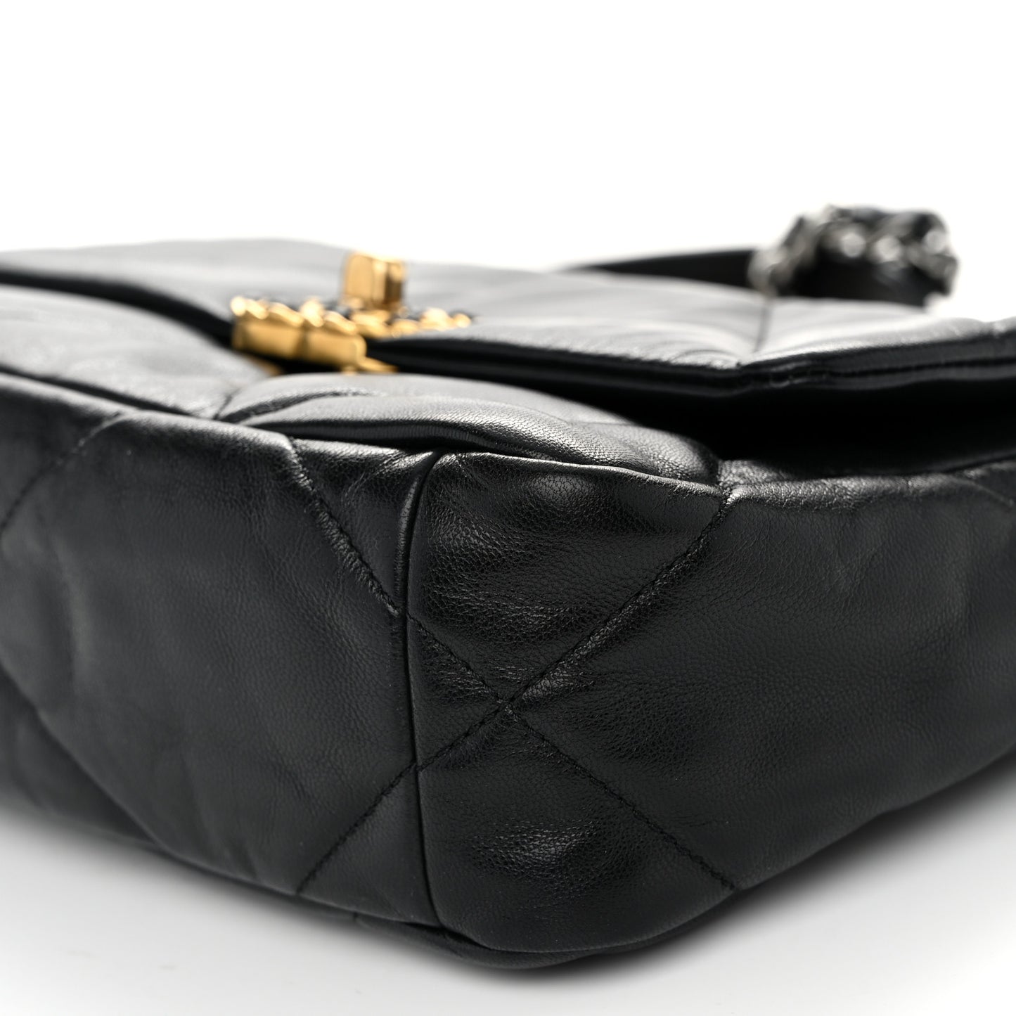 Goatskin Quilted Medium Chanel 19 Flap Black