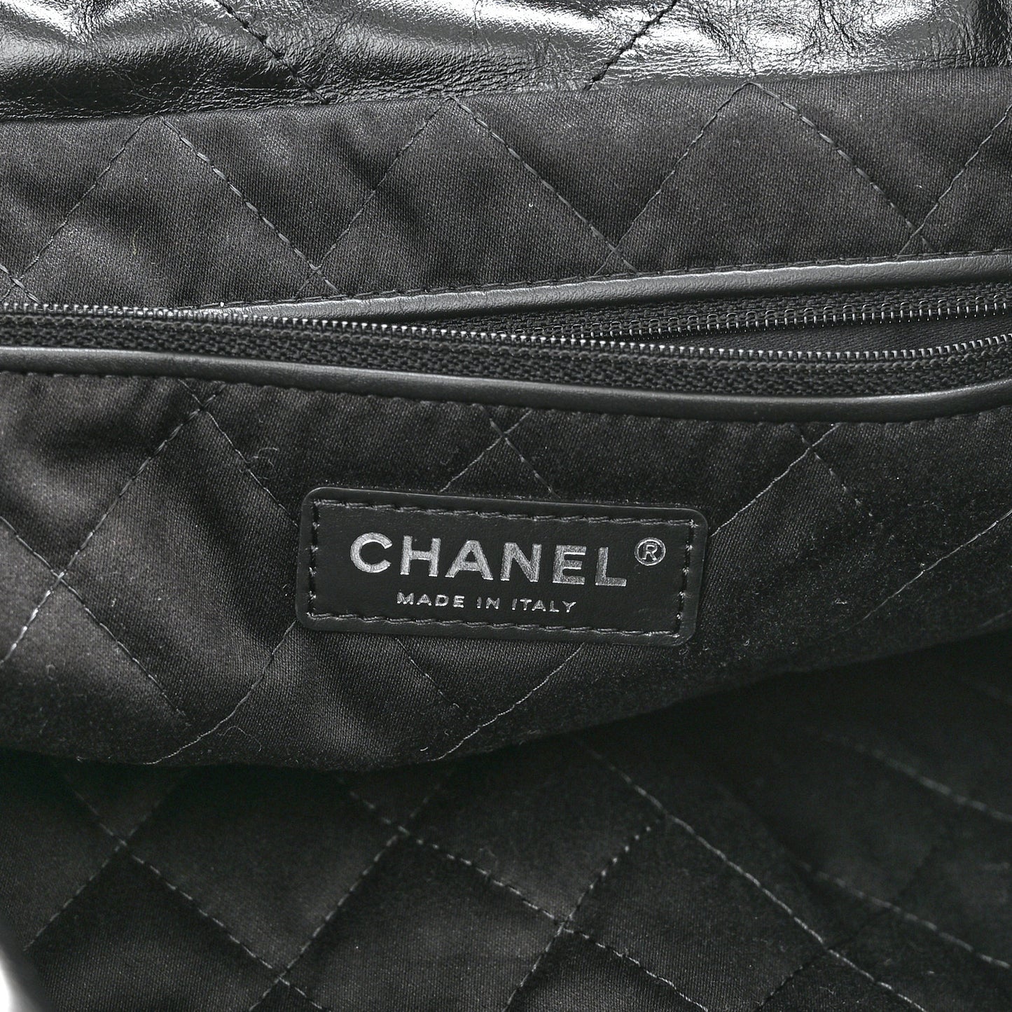 Shiny Calfskin Quilted Chanel 22 Black