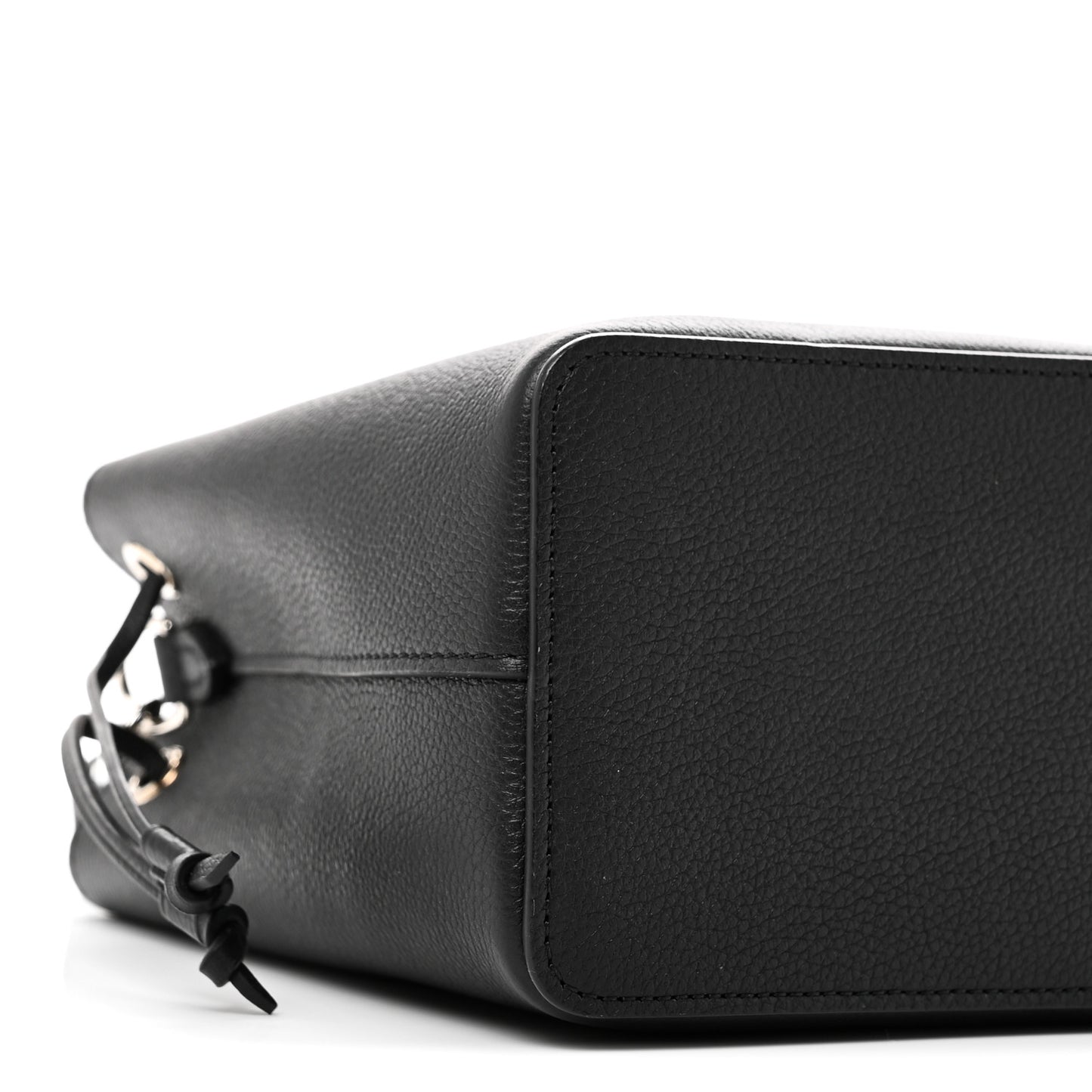 Calfskin Nano Lockme Bucket Black