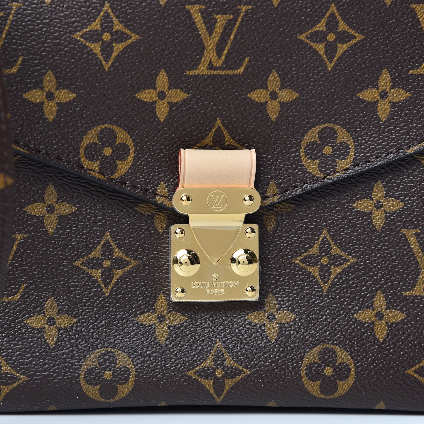 Monogram Pochette Metis