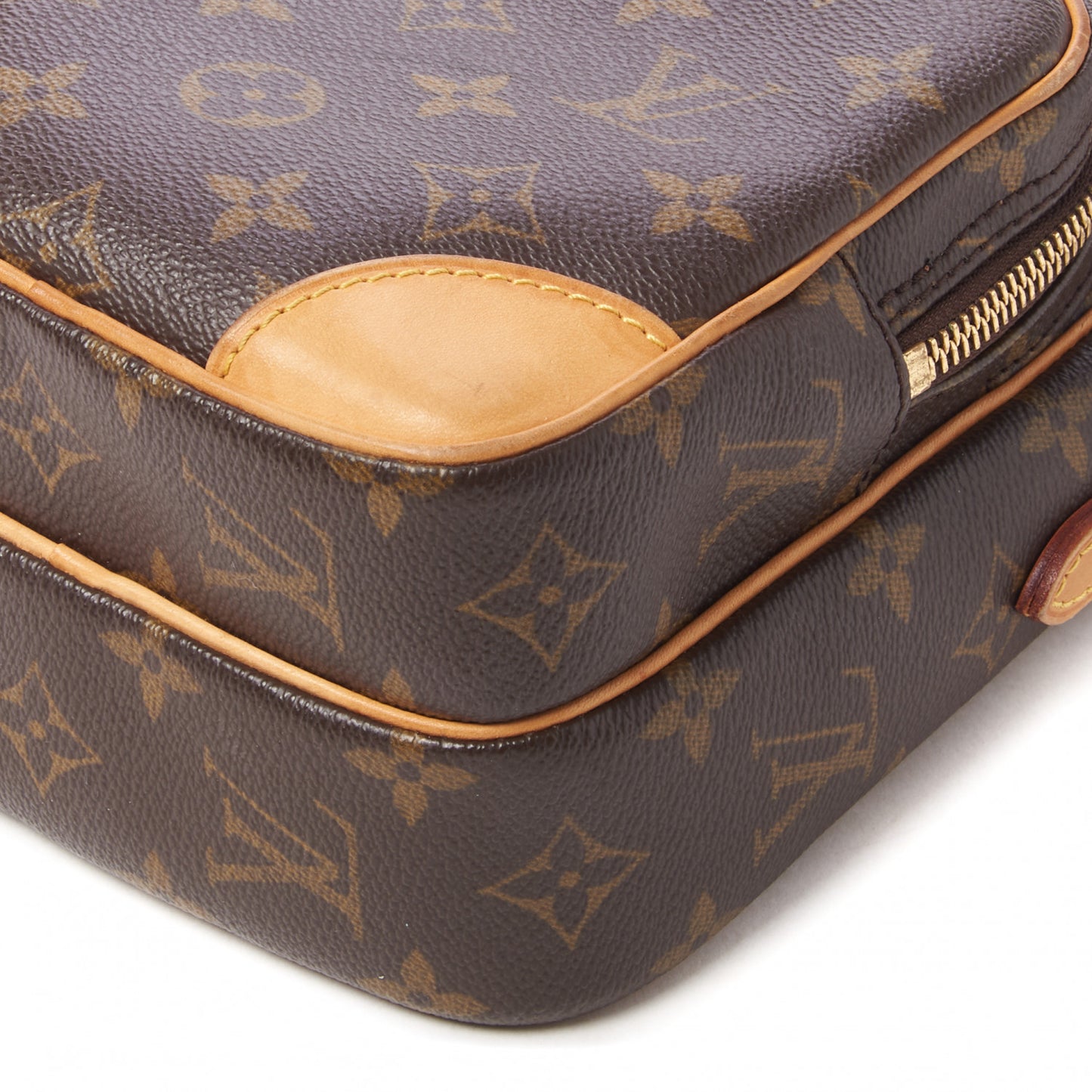 Monogram Amazone