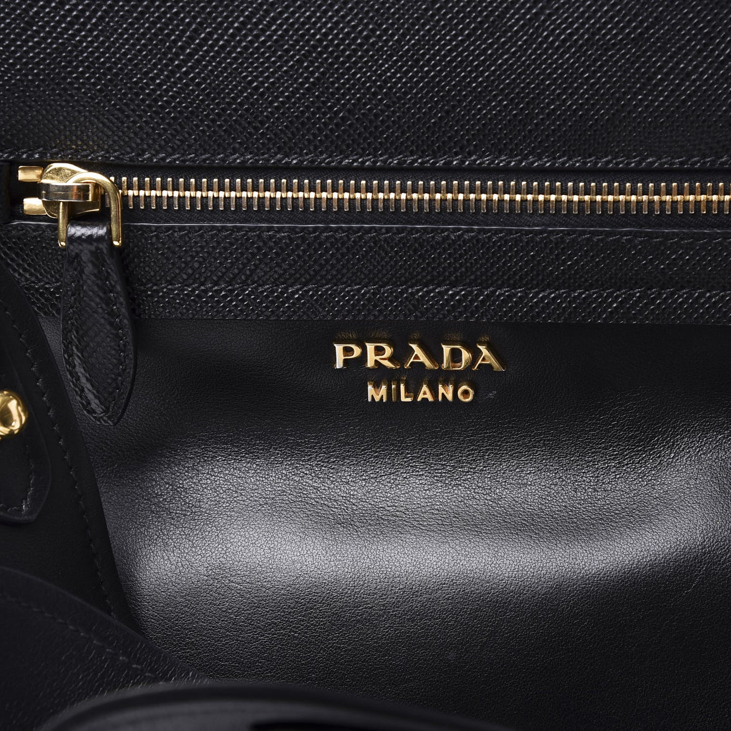 Saffiano Cuir Calf Corsaire Bag Black