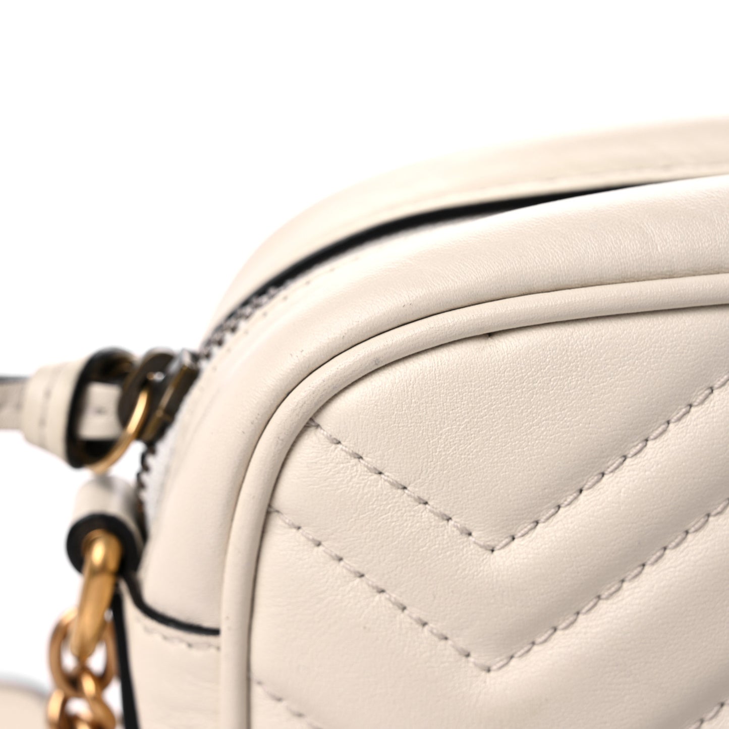Calfskin Matelasse Mini GG Marmont Chain Shoulder Bag White